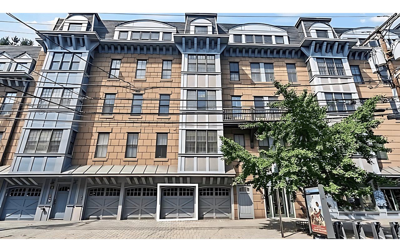 92 MADISON ST Unit: 3B