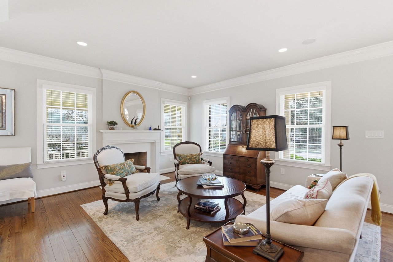 817 Montclair Drive