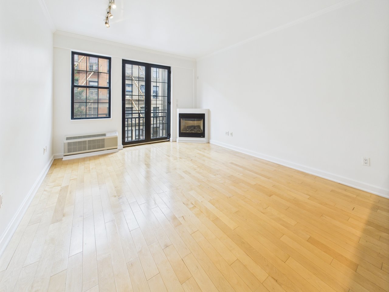 304 W 114th Street, #3A
