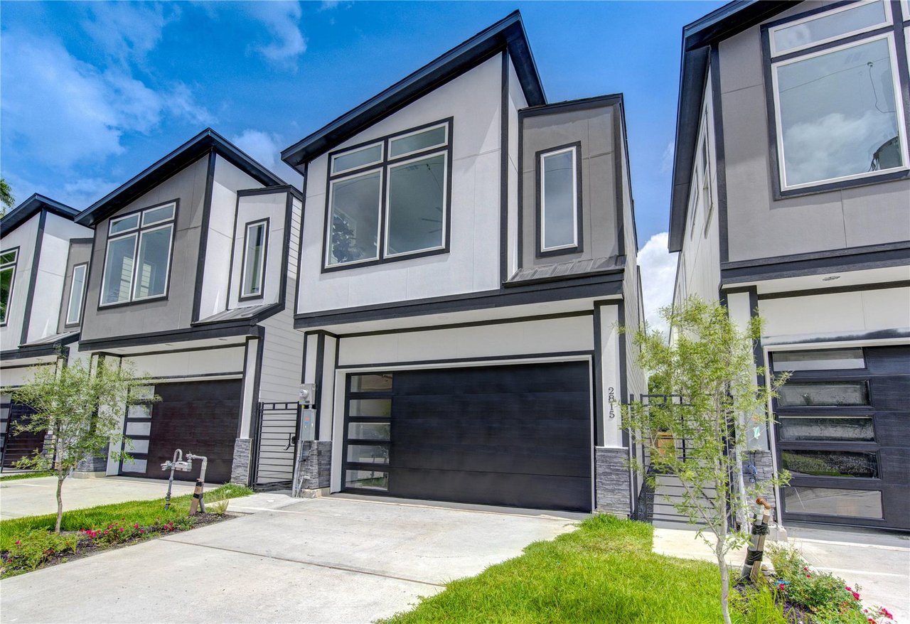 Homes of the Villas at Tuam in Houston, TX