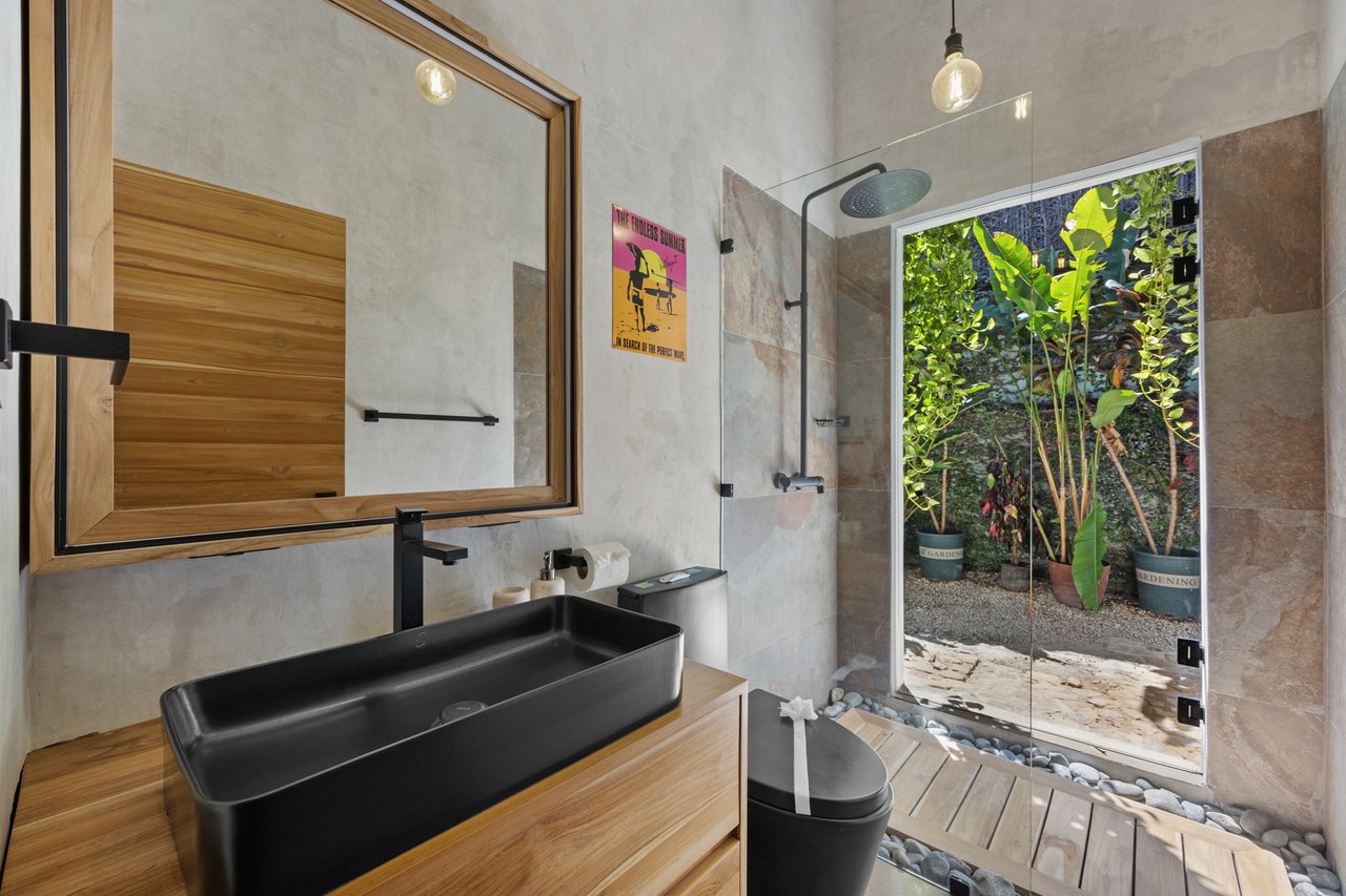 Villa Stipanov | Modern Tropical Luxury Just 5 Minutes from Tamarindo