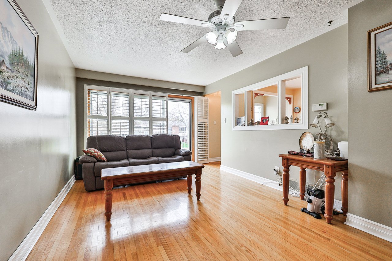 2167 Stir Cres