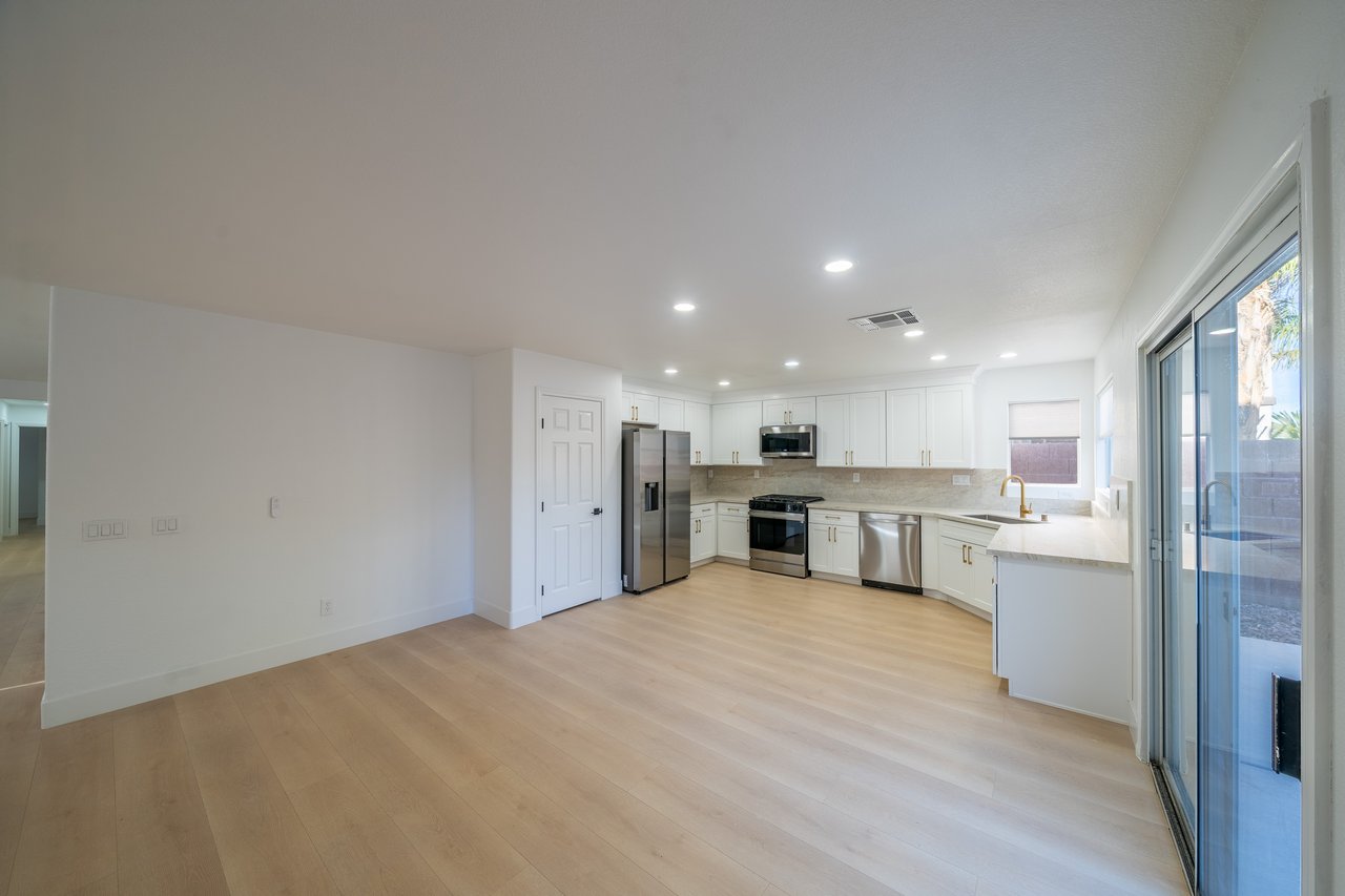 504 Lacabana Beach Drive