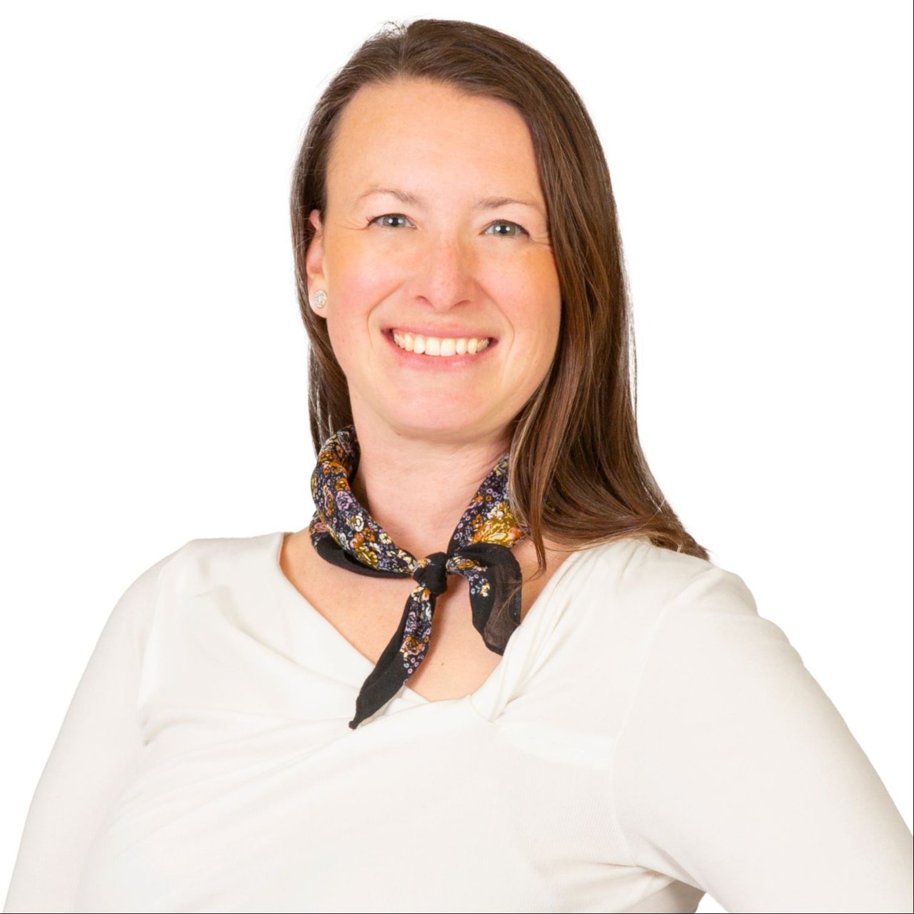 Heather Dziedzic Suttons Bay, MI Real Estate Agent Headshot