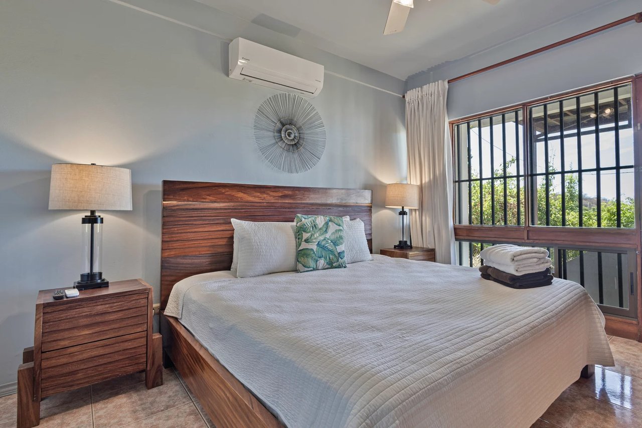 Beachfront Villa Los Almendros Ocotal