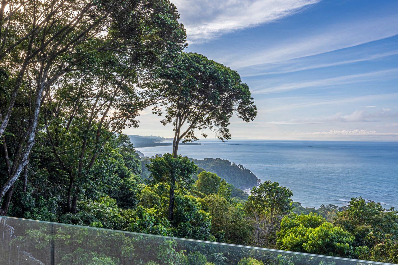 Luxury Estate in Escaleras - Incredible Ocean Views 5.5 Acres