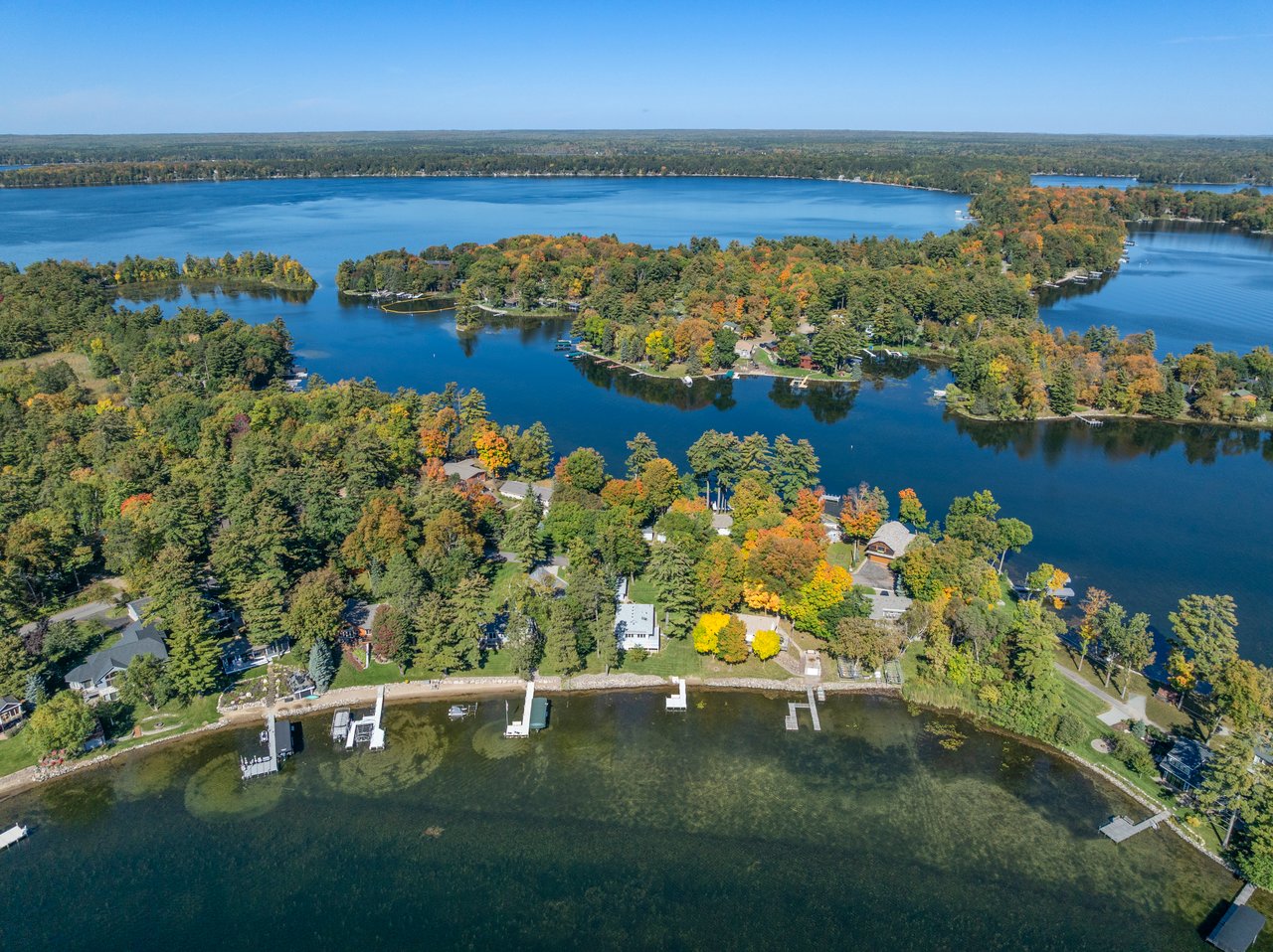 Charming, Southfacing Cabin with Sandy Beach on the Whitefish Chain