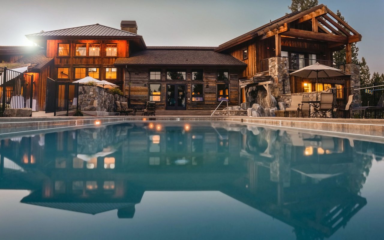 Luxury Homes: The Best of the Best, Period