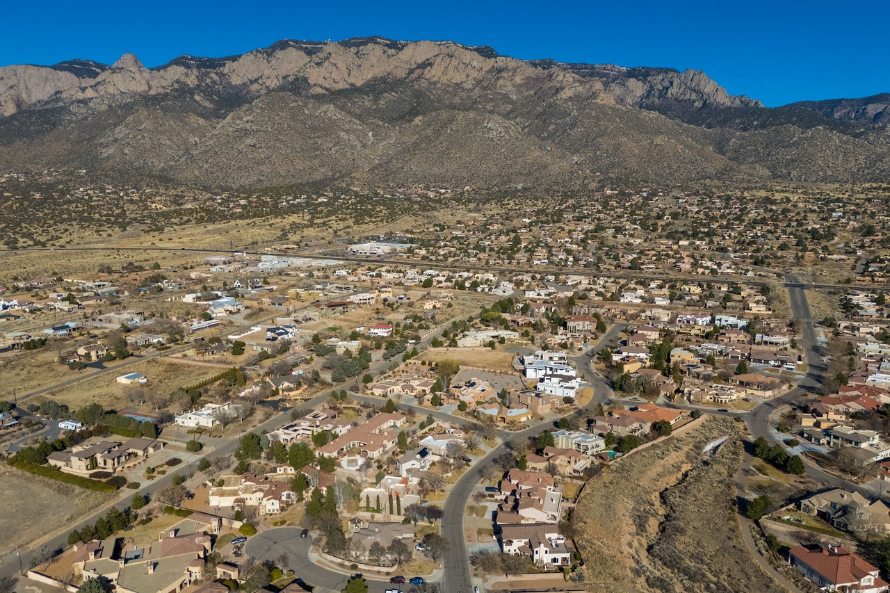 12053 Irish Mist Rd NE