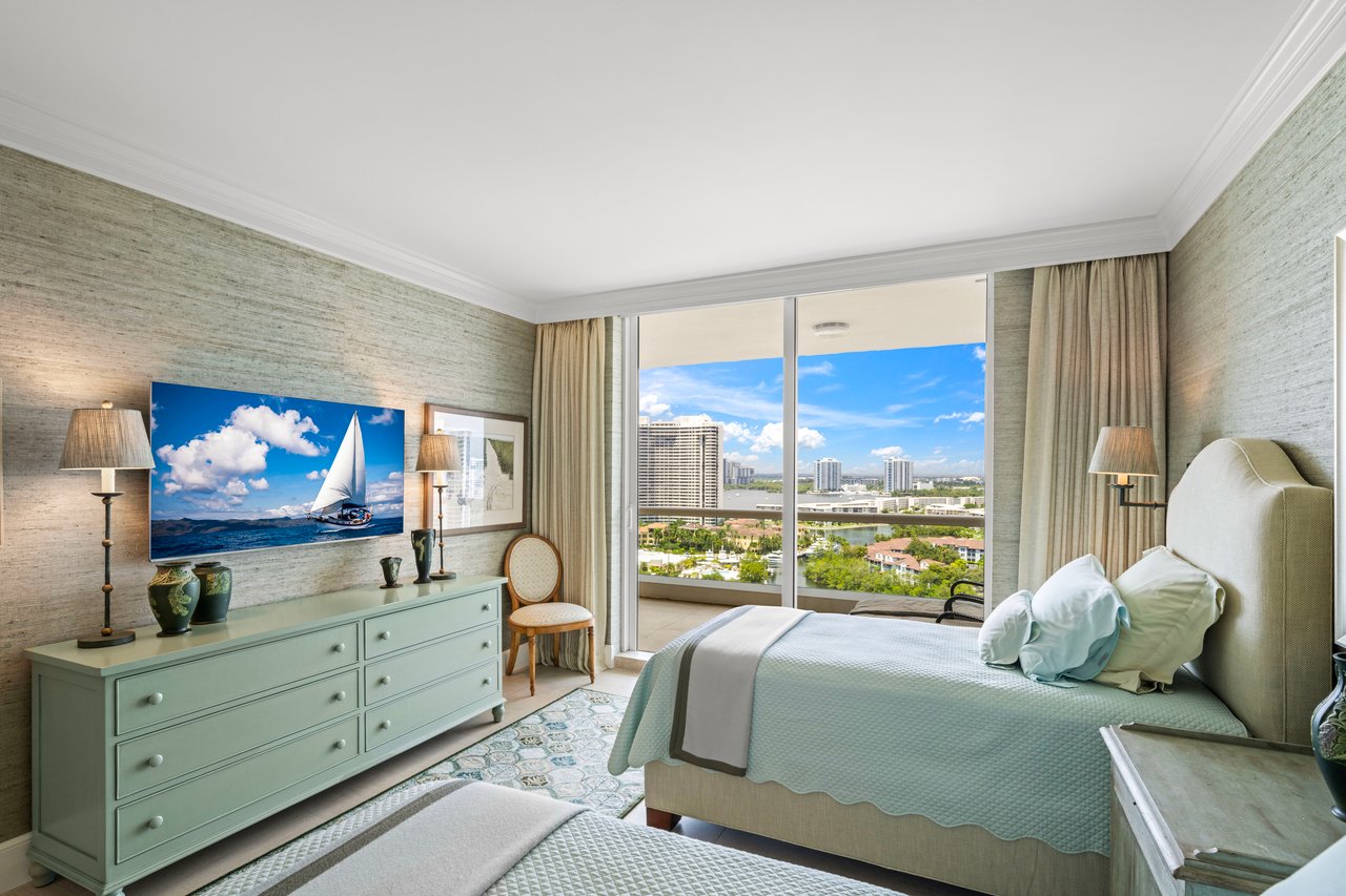 6000 Island Blvd # 1803