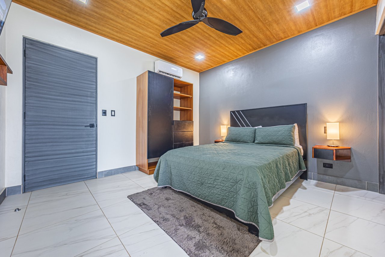 Casa Palma – Brand New Luxury 4BR/4.5BA Home with Stunning Sunset Views in Quepos