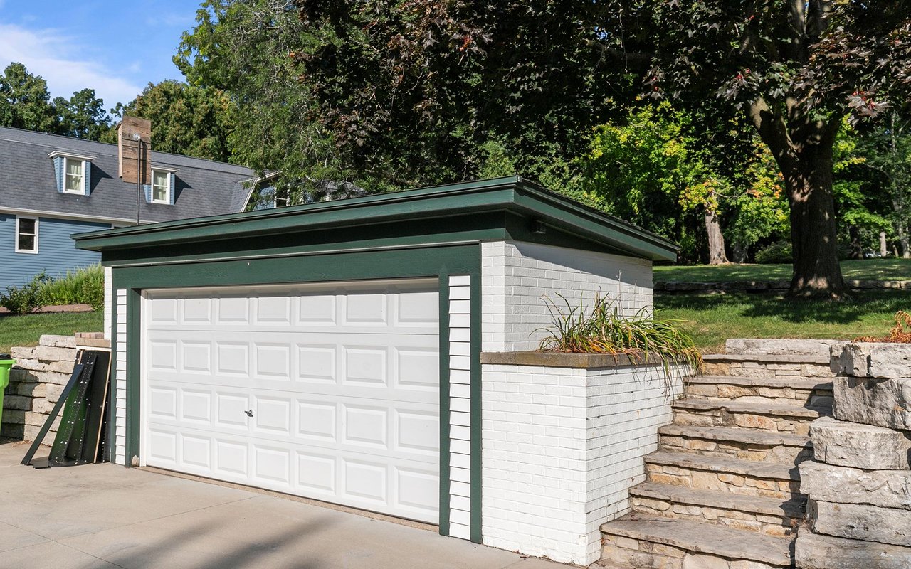 290 Forest Avenue