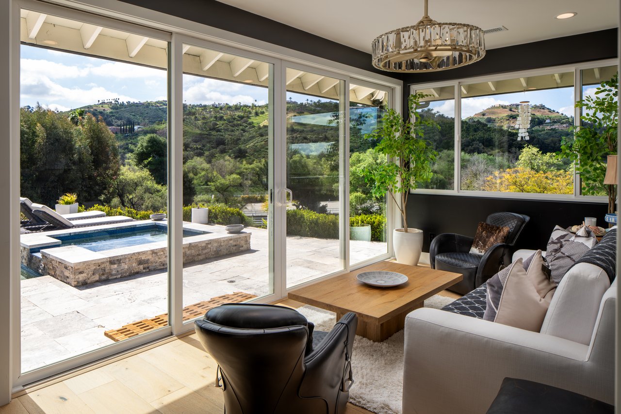 7017 Via Mariposa Sur