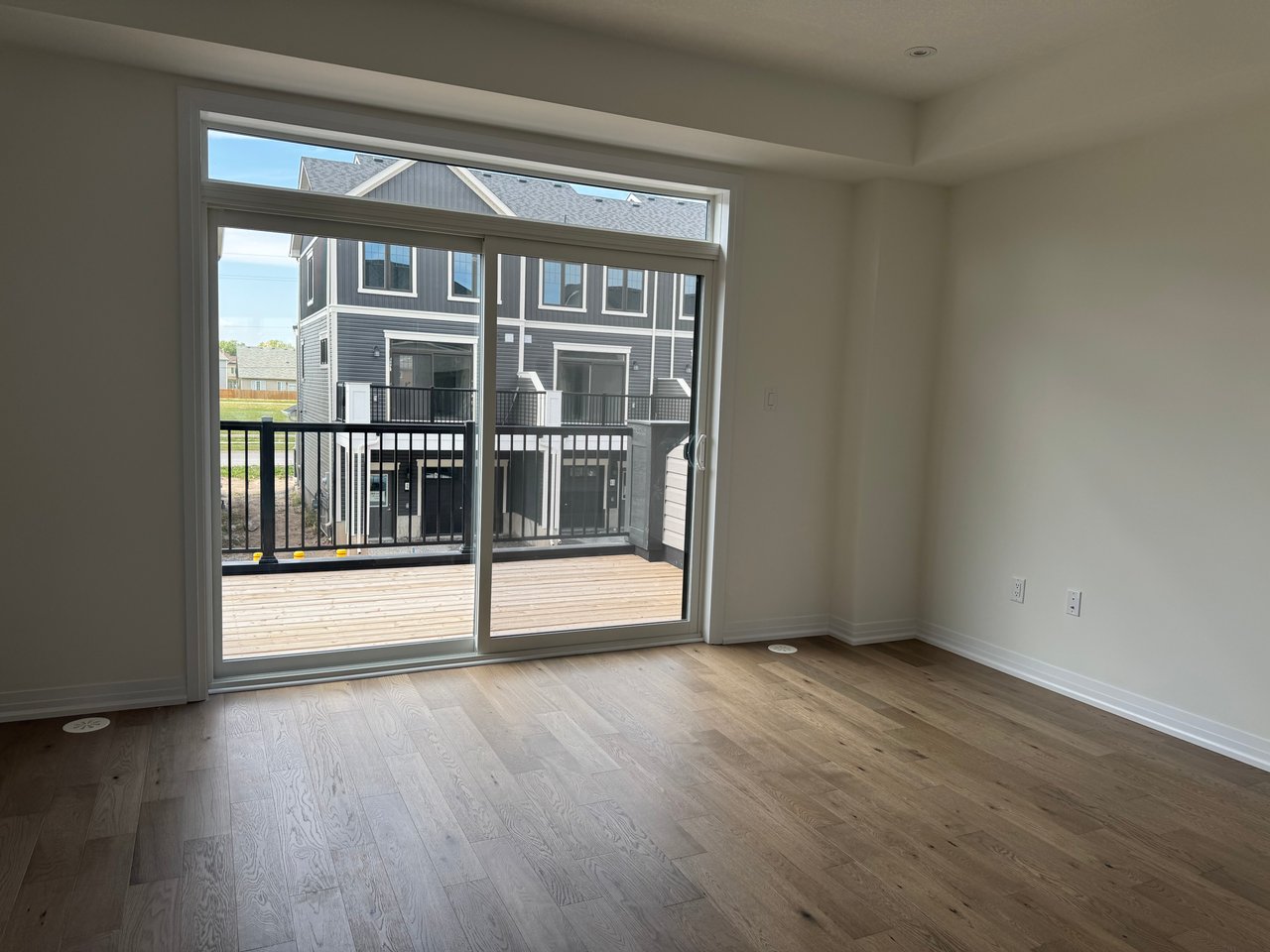 50 Lilac Lane N