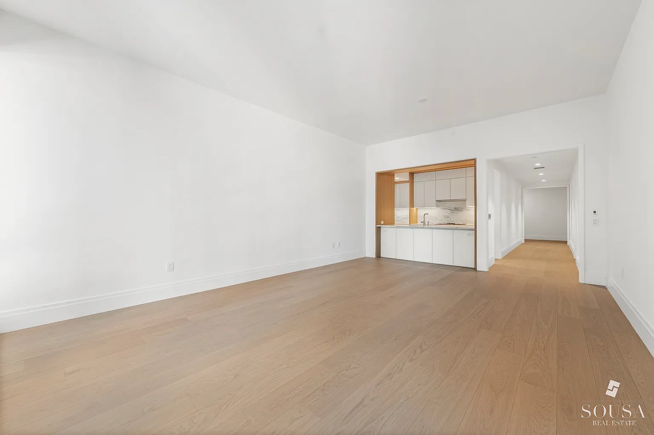 50 W 66th St #8A