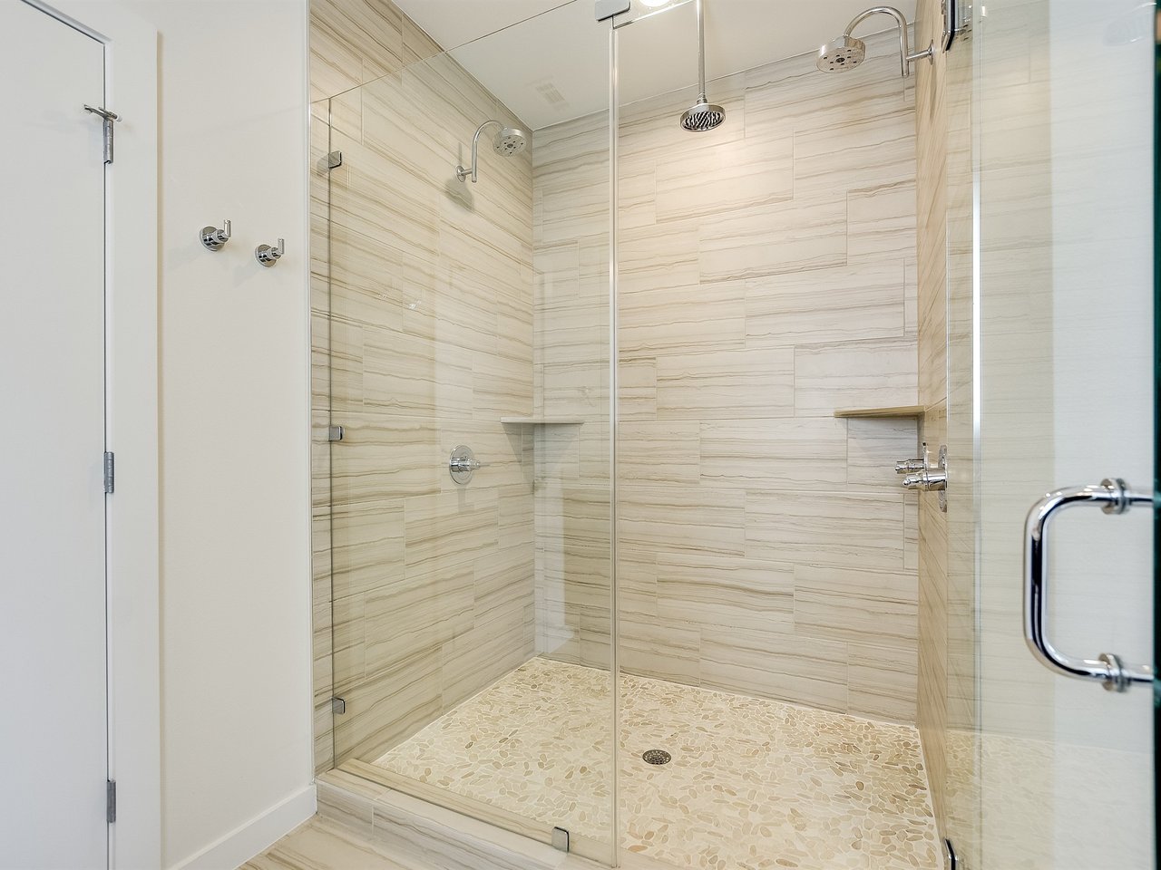 2301 Bluebonnet Lane #12