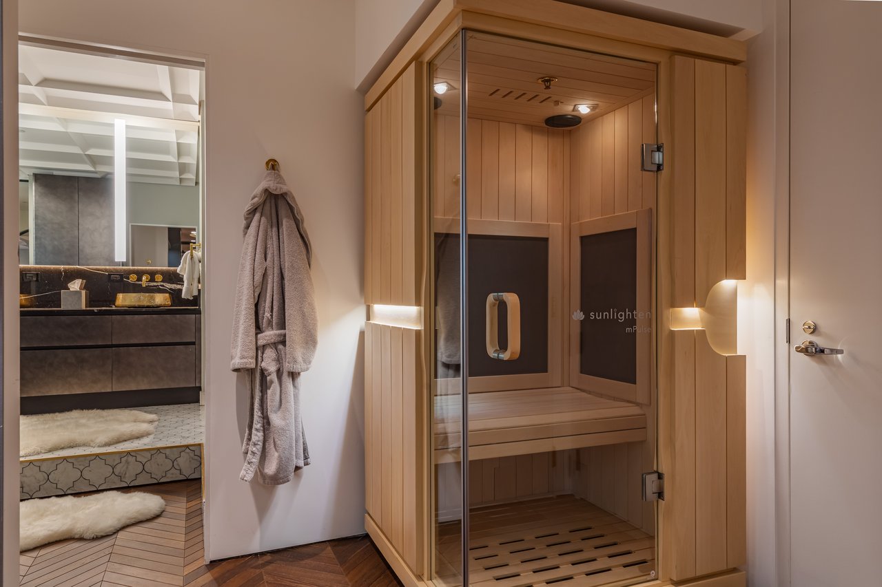 10727 Wilshire Blvd Unit: 1805, Wilshire Corridor