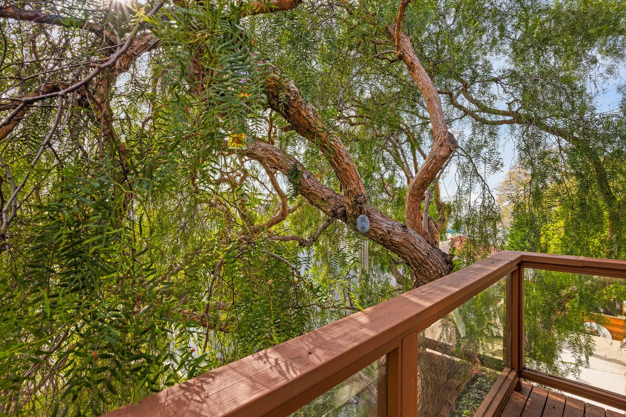 2536 Beverley Ave, Santa Monica 