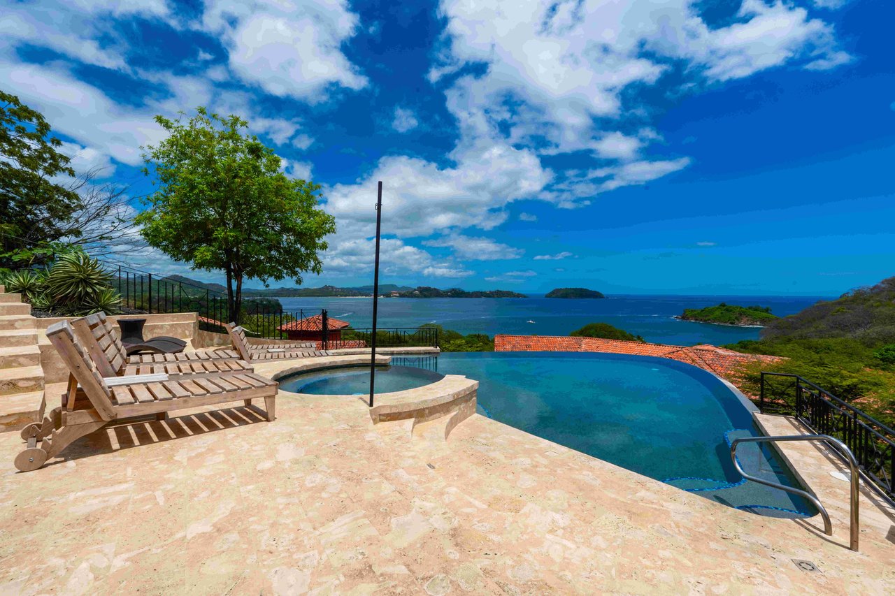 Villa Catalina 16 | Oceanview Luxury Villa in Playa Potrero