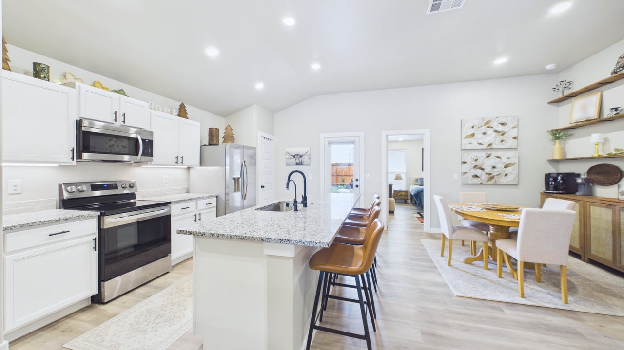 6108 Purtis Creek