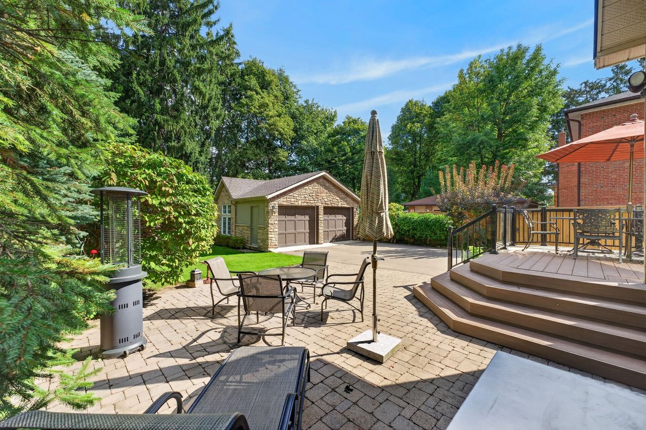 33 Ben Machree Dr