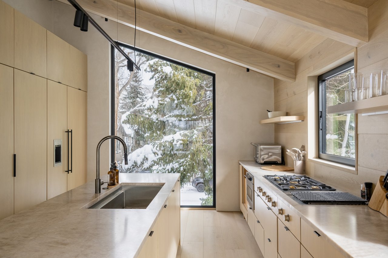 Aspen's Most Desired West End Mountain Cabin