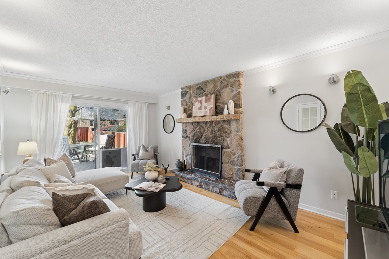 1156 Gloucester Square