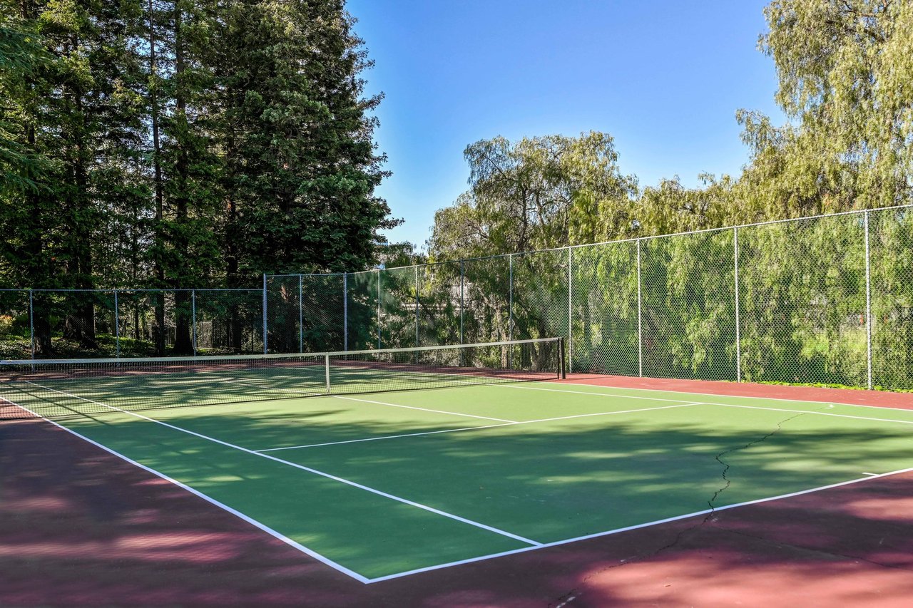 582 Churchill Downs Ct, Walnut Creek