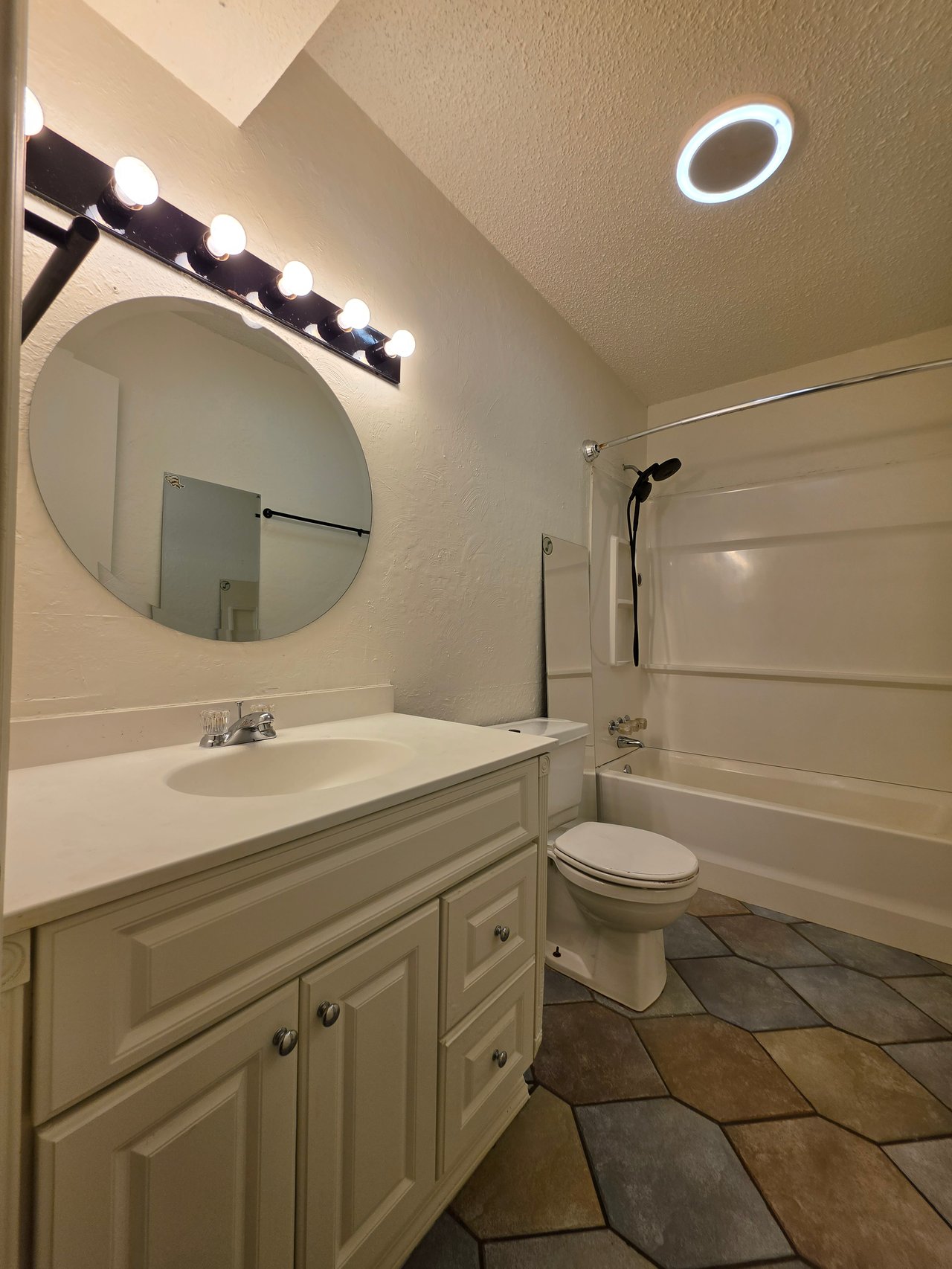 1218 Foggy Bottom