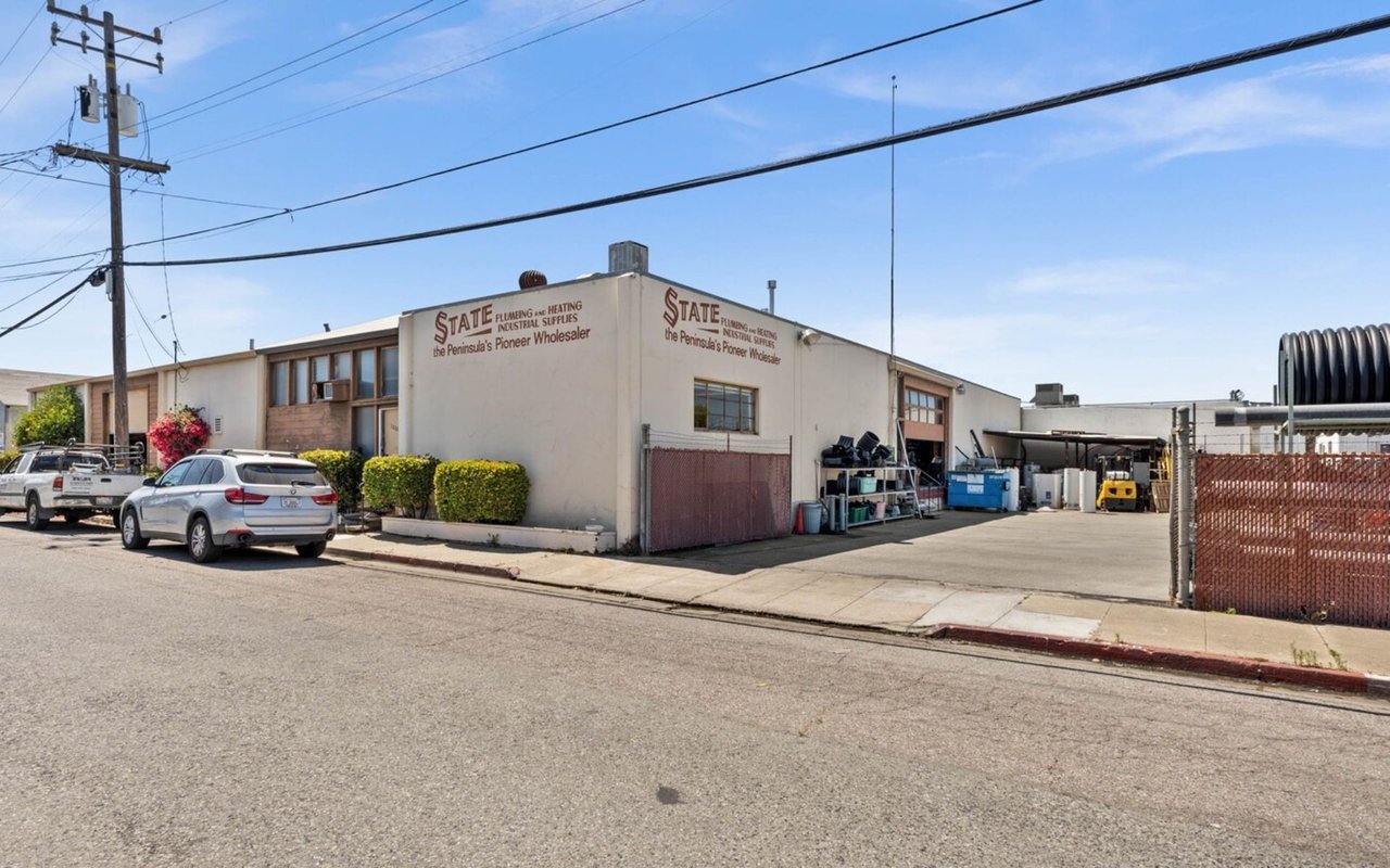 1000 American St