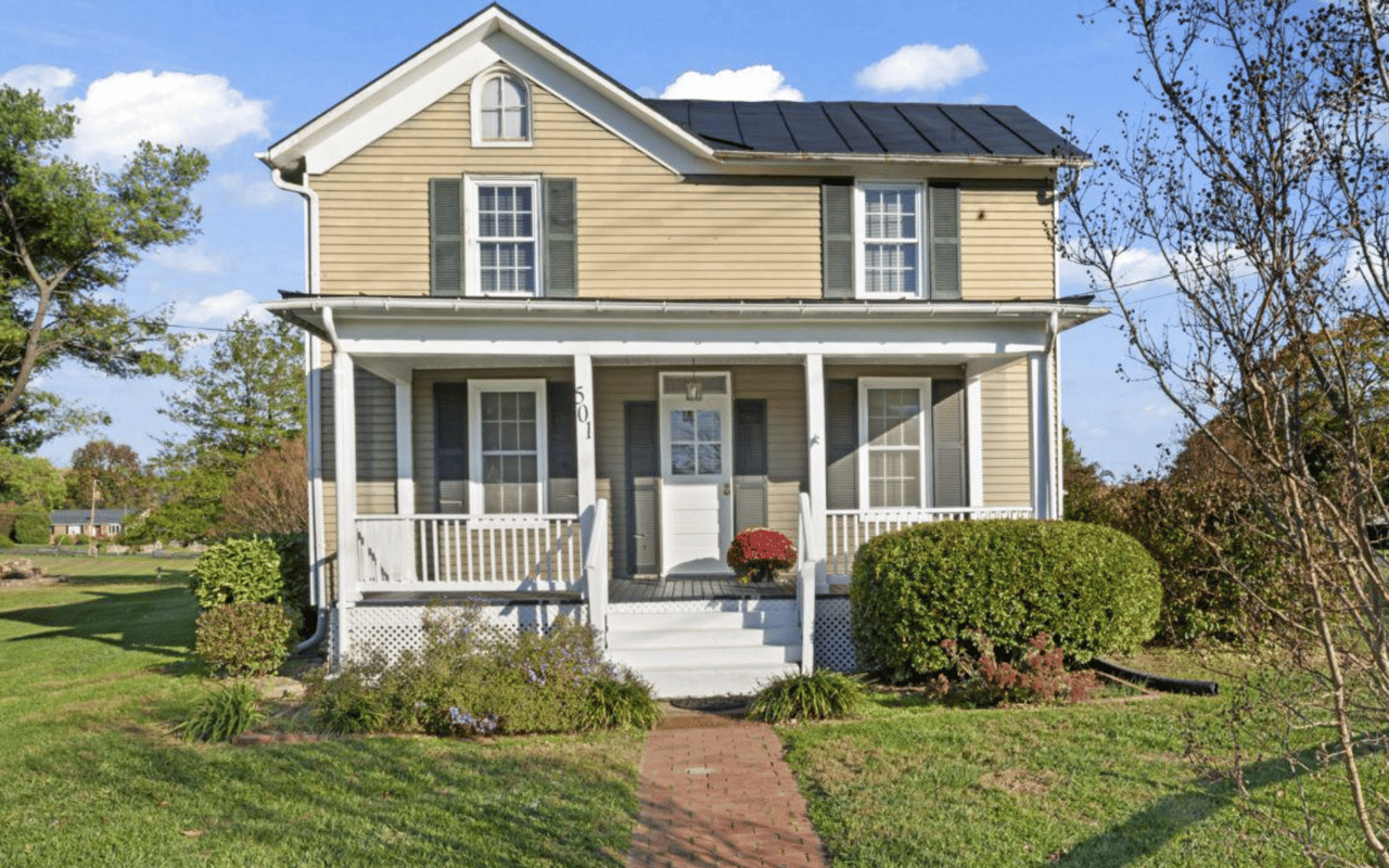 Home Tour: 501 E G St in Purcellville Virginia