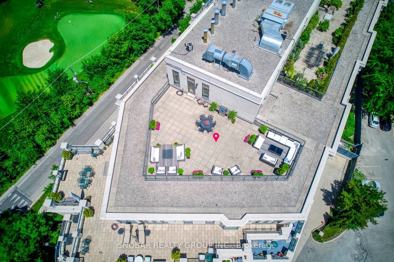 PENTHOUSE WITH GOLF PERKS