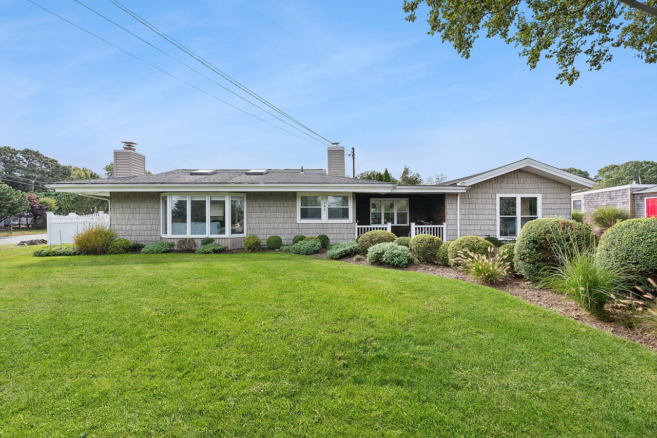 1 Shadbush Road