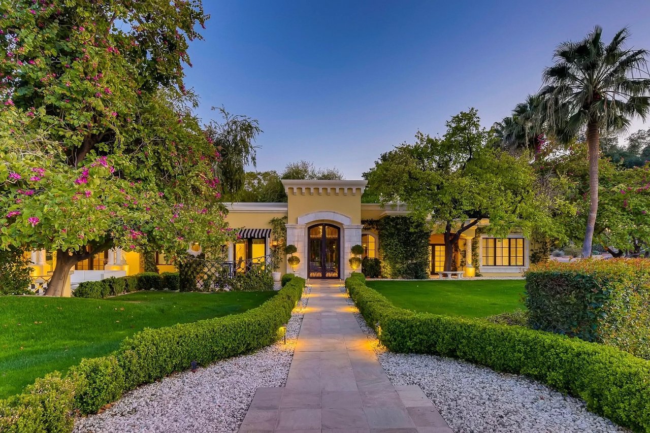 Paradise Valley Luxury Homes