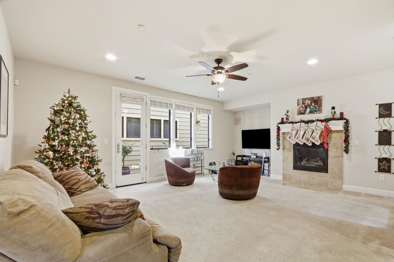 409 Spruce Ln, Palo Alto