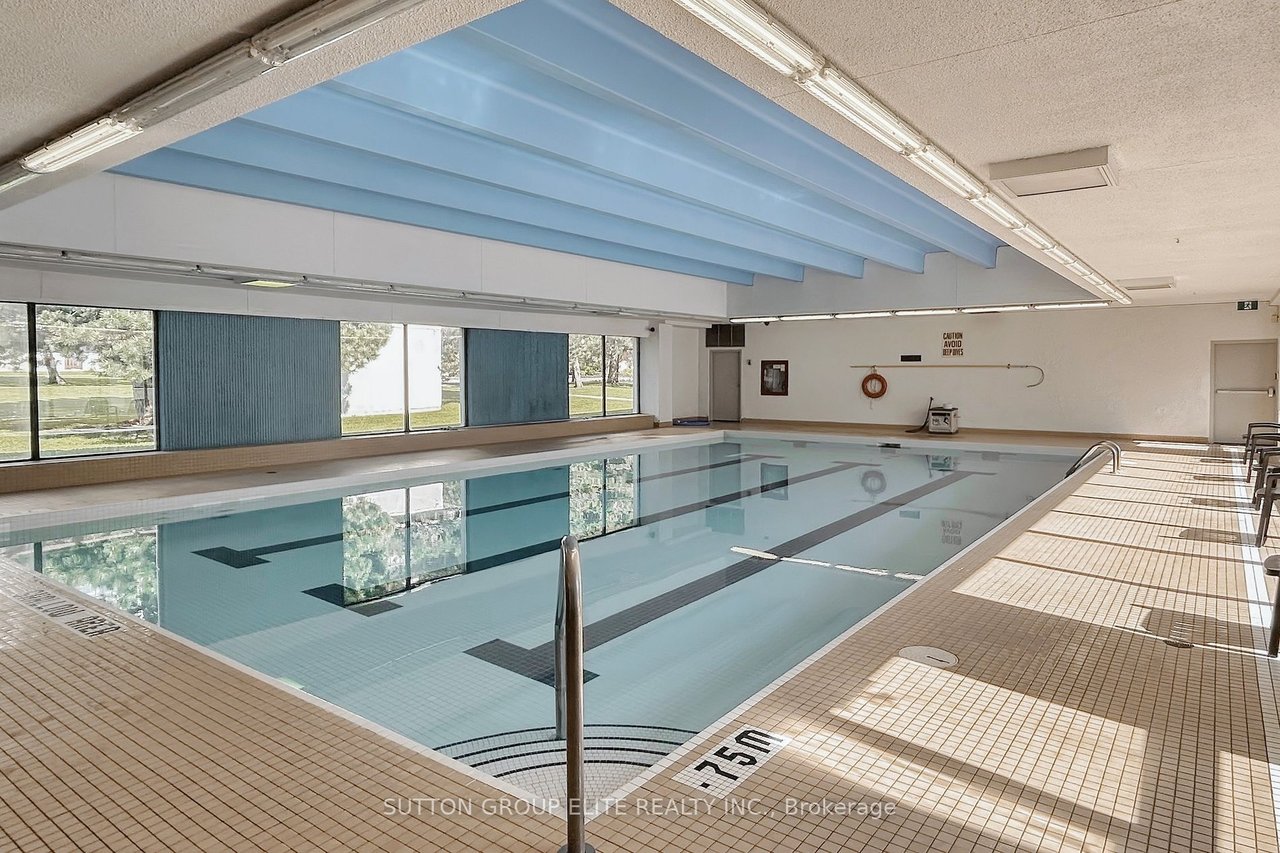 EXQUISITE PH IN NORTH YORK 