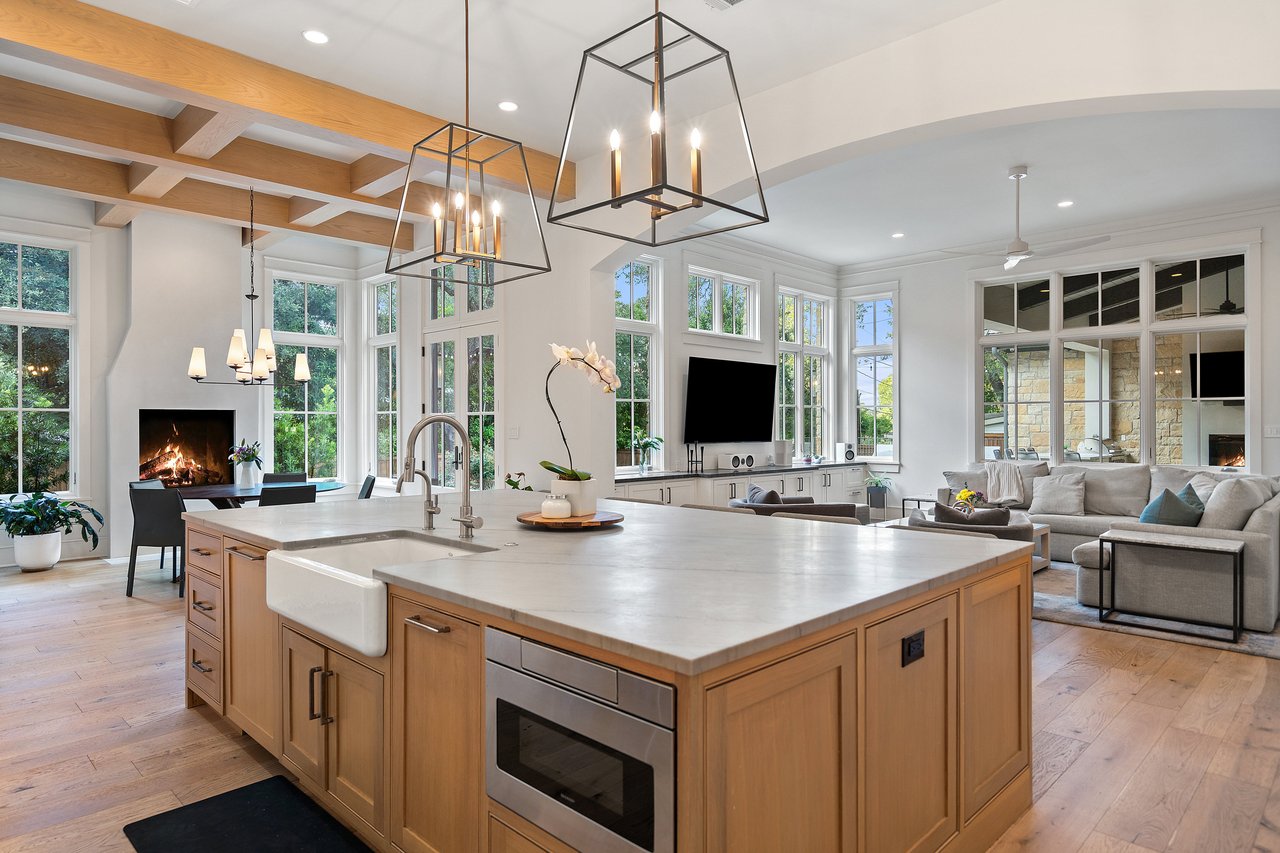 The Ultimate Rollingwood Estate
