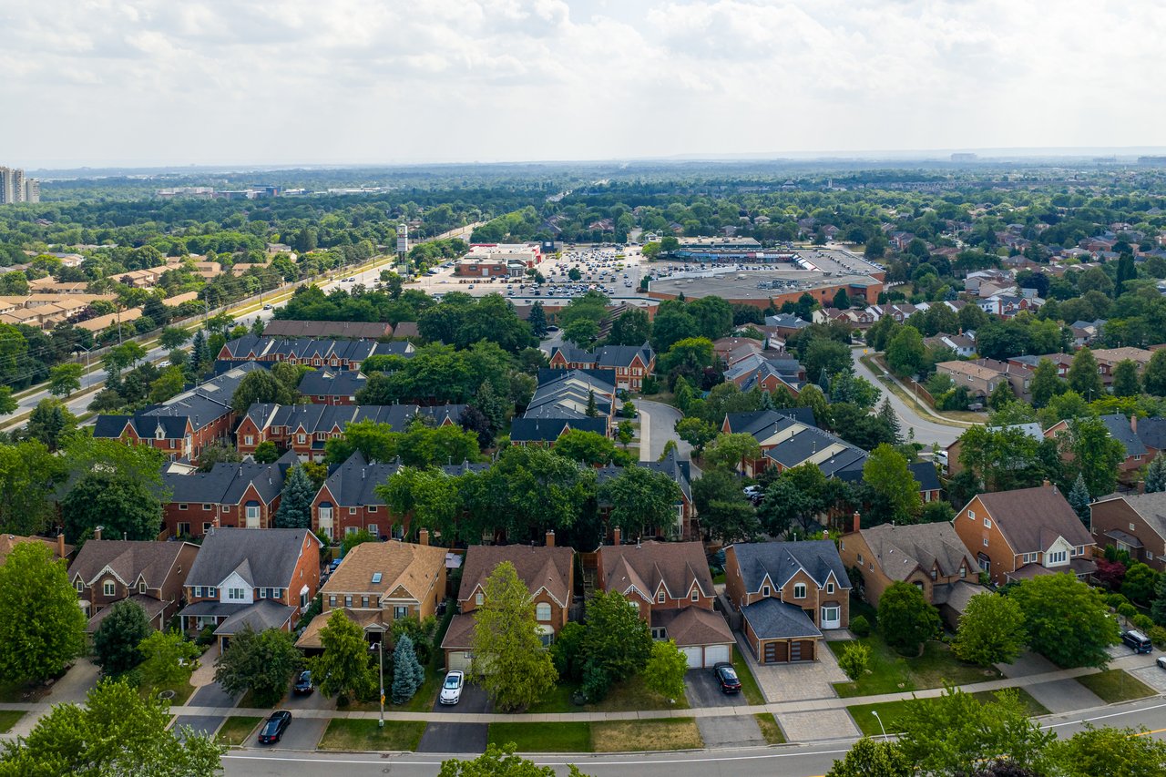 2006 Glenada Crescent Unit 7