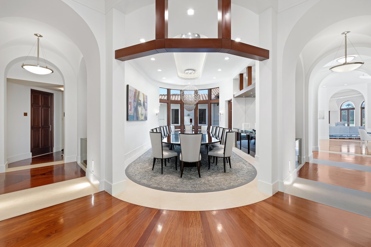 8808 Twin Lake Dr