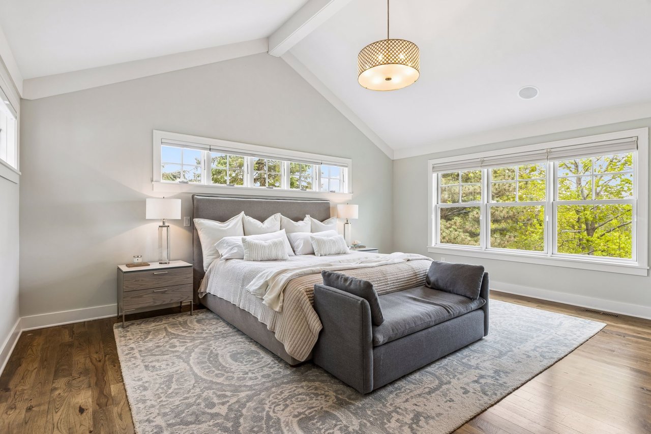 5116 Skyline Drive, Edina