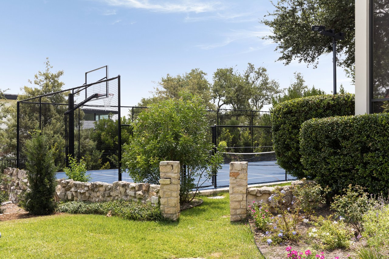 402 Graciosa Cove