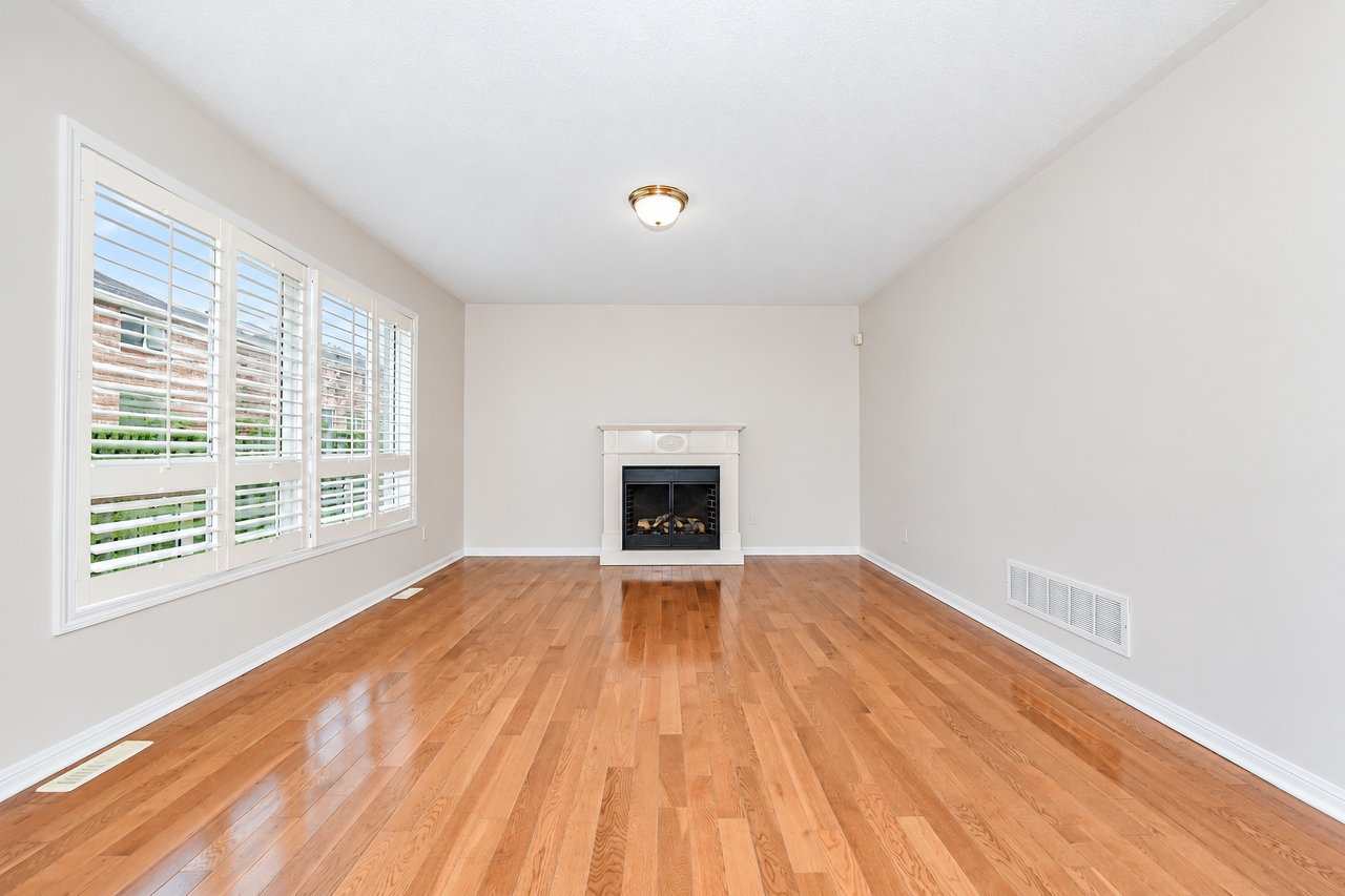 54 Horizon St