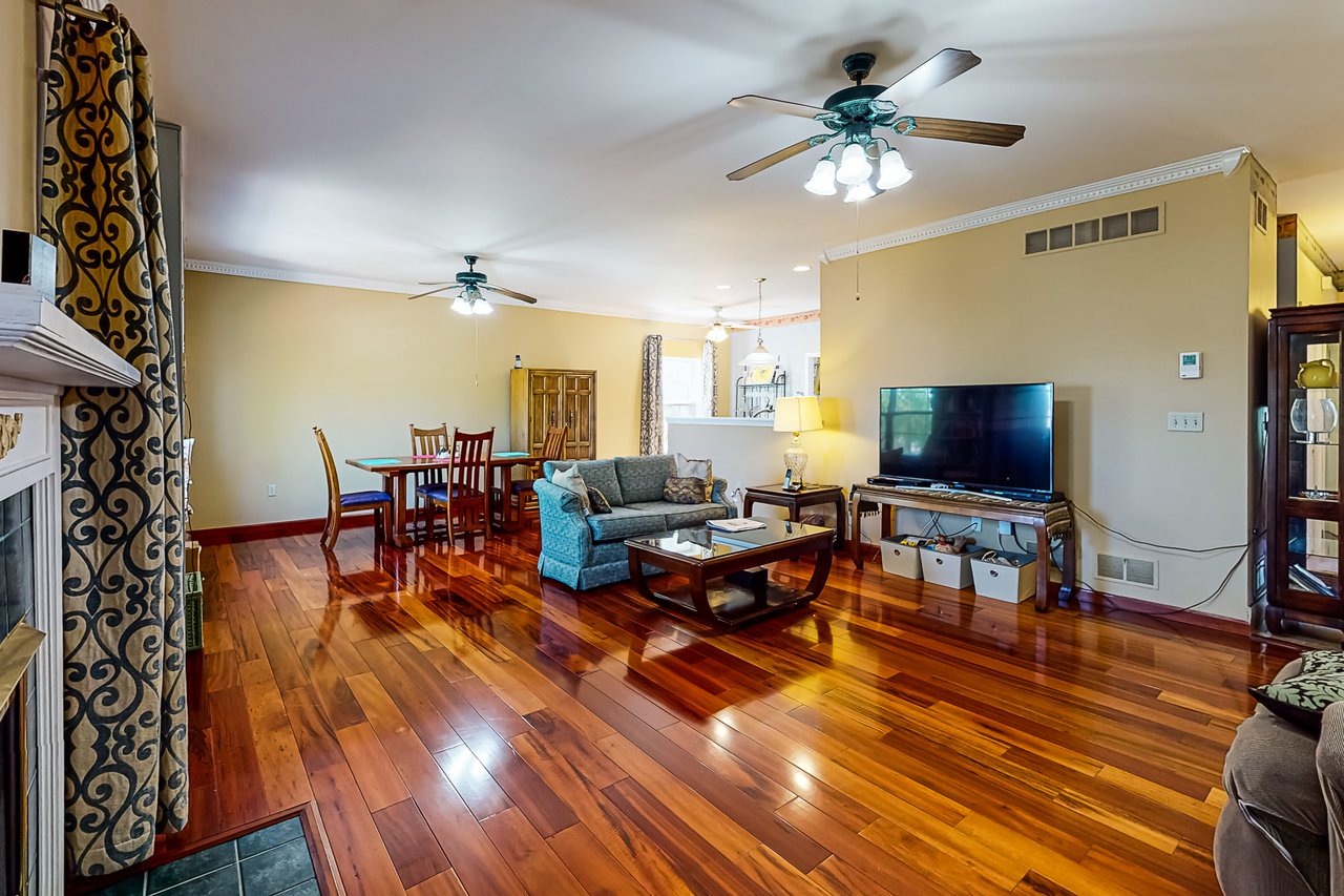 1771 Rhine Place