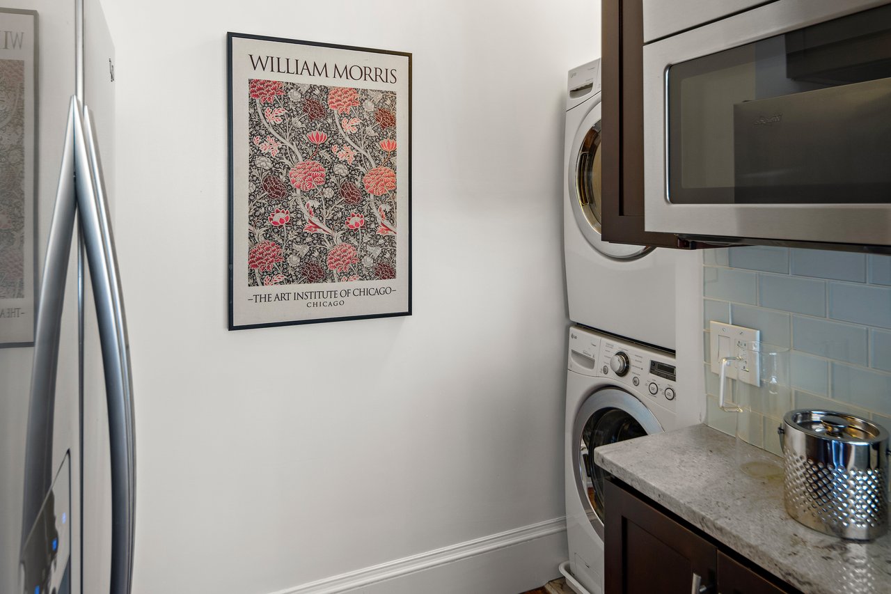 A Captivating Victorian Condo in A Fantastic Neighborhood