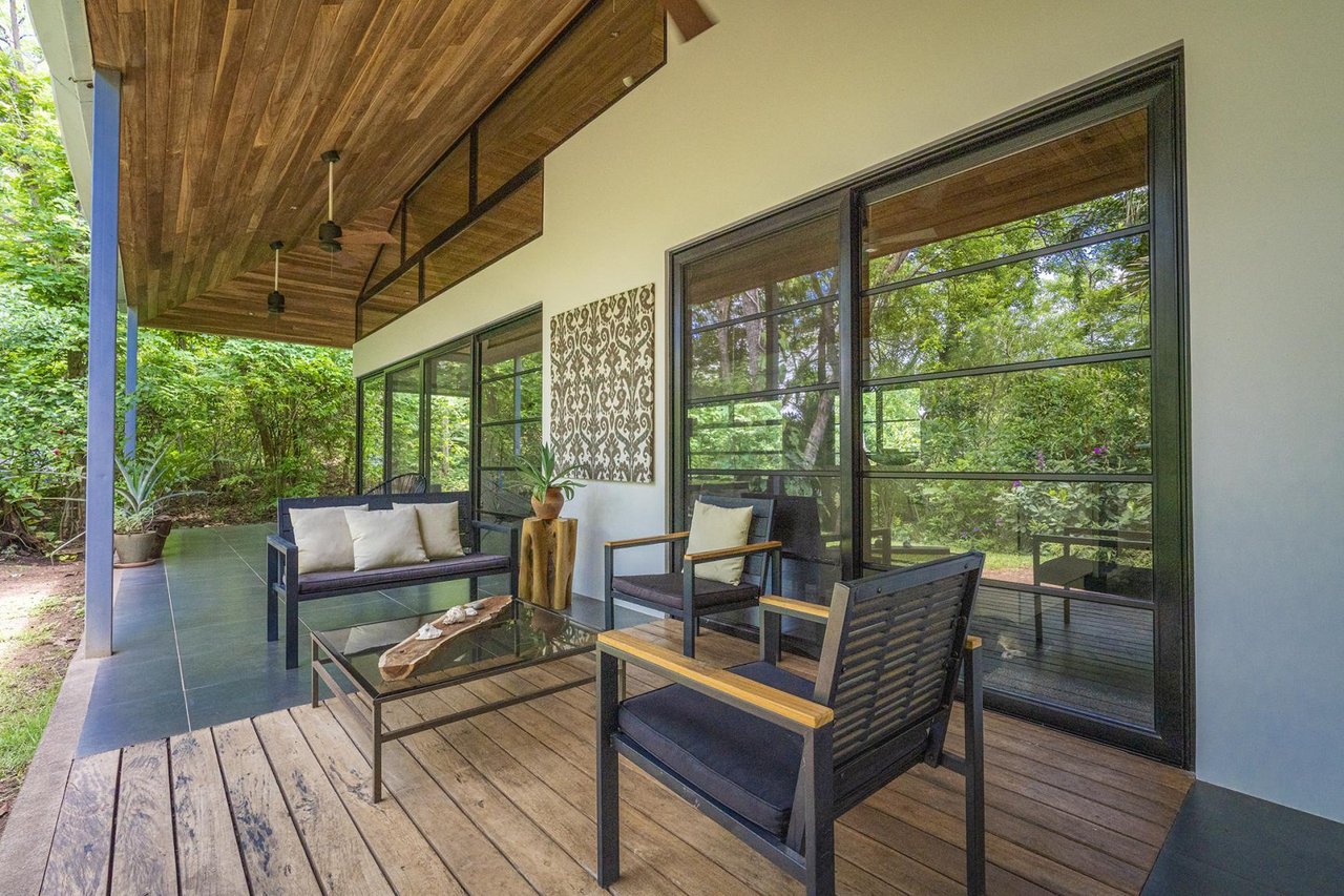 Sustainable Solar Powered Home, Tamarindo, Guanacaste