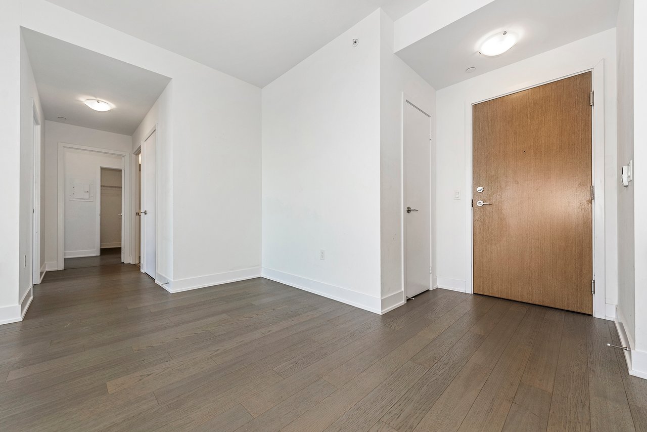 30 Shore Breeze Drive Unit: 5708