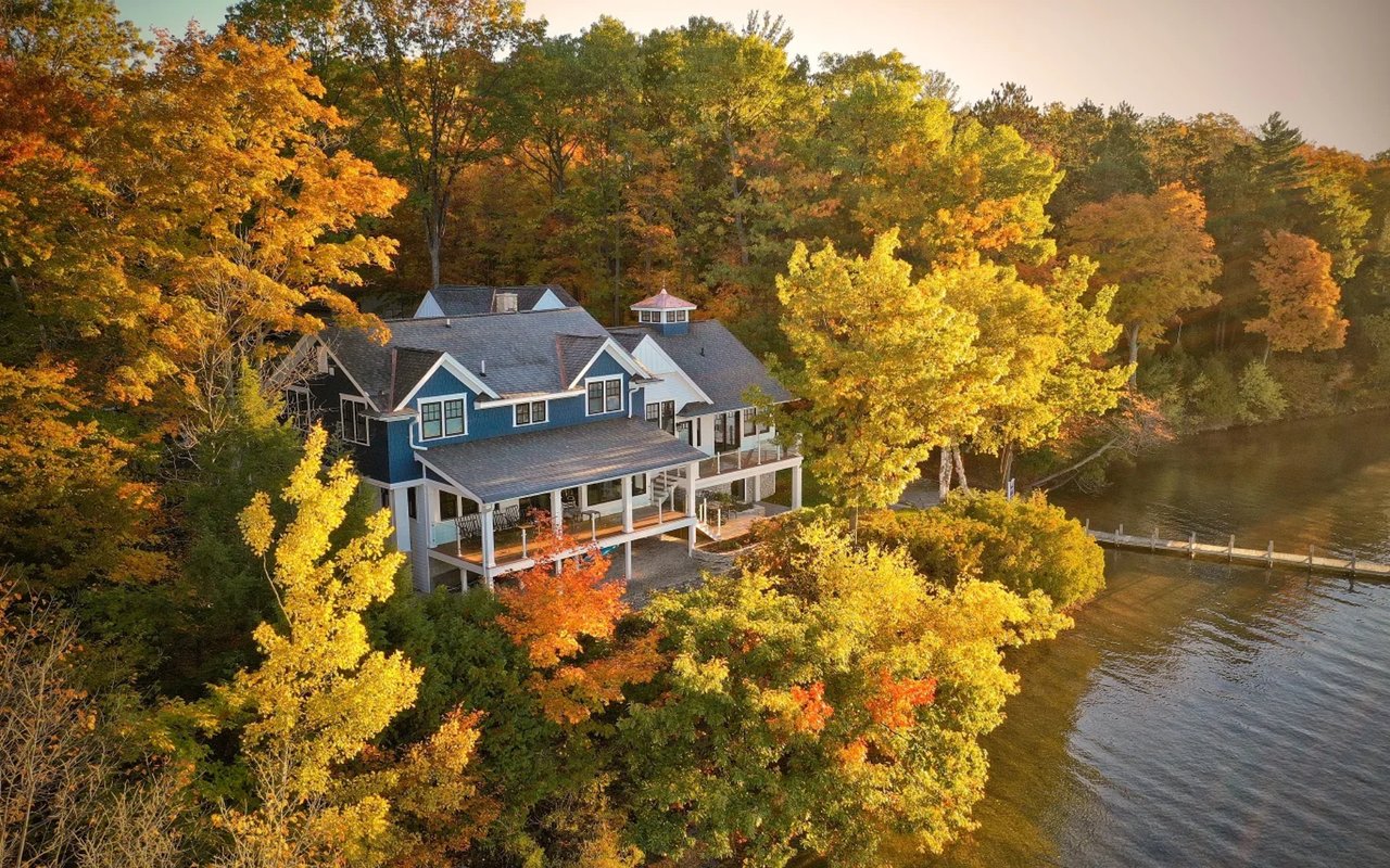 Selling Your Home in Fenton This Fall: Why the Season Still Shines for Sellers