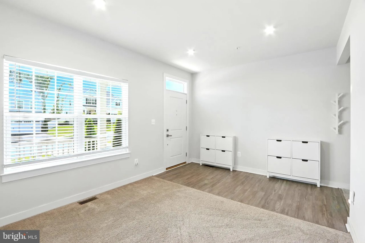 6015 Charles Henry Pl