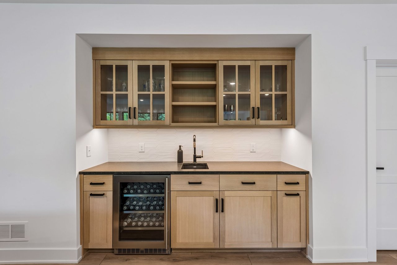 2888 Deer Hill Road, Medina