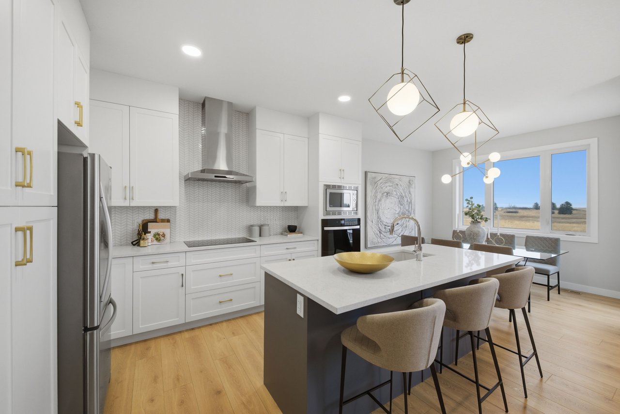 151 Belvedere Crescent SE